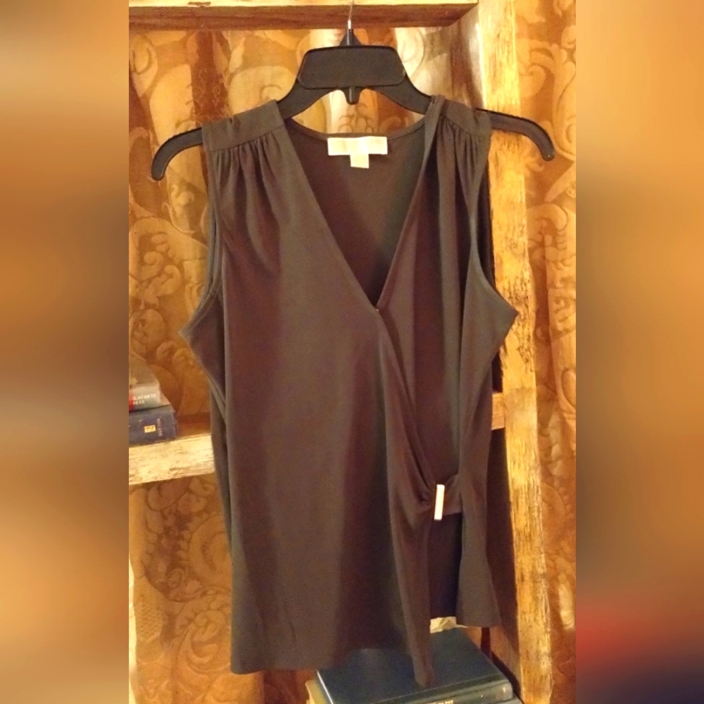 Polyester/nylon material green shirt